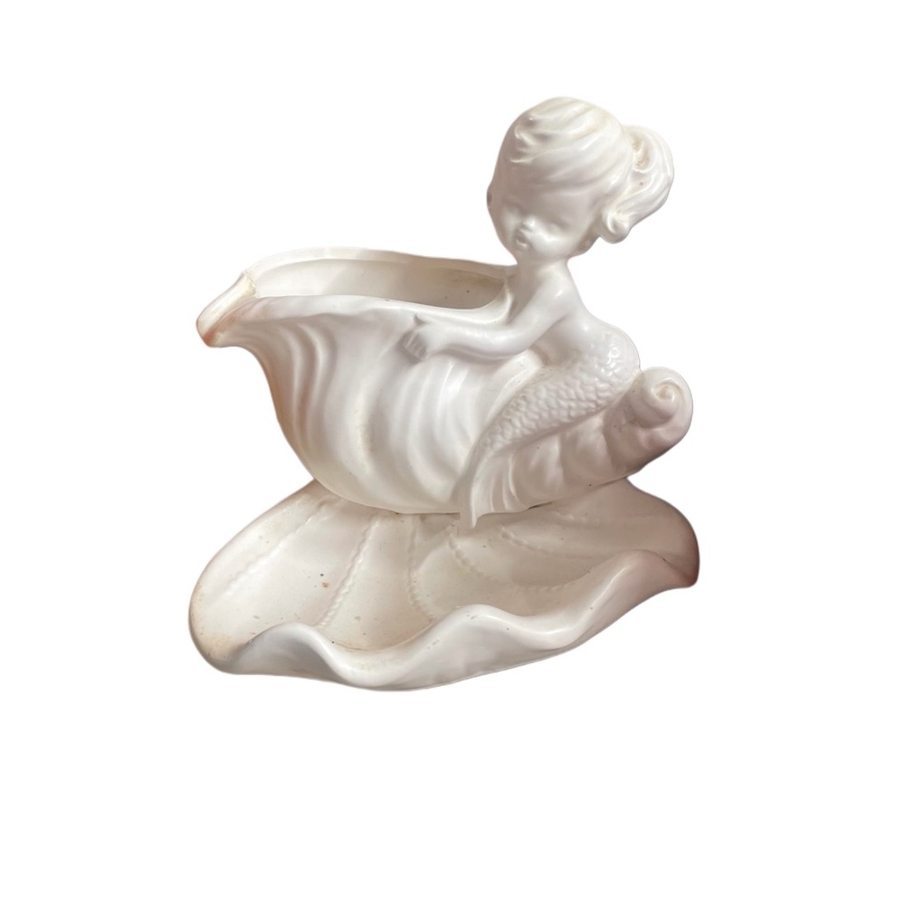Elegant White Mermaid Shell Figurine